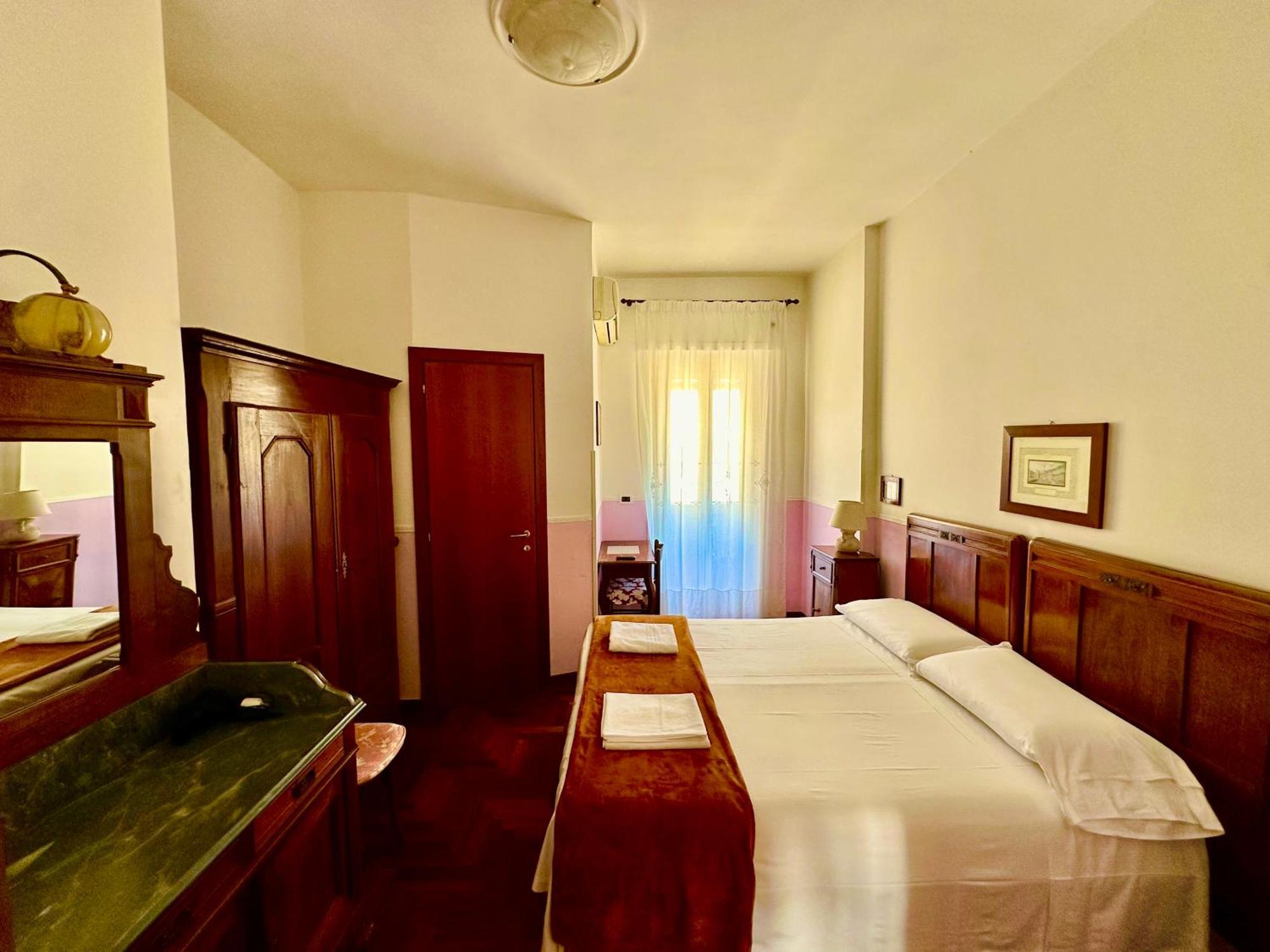Pardis Guest house Rome Extérieur photo